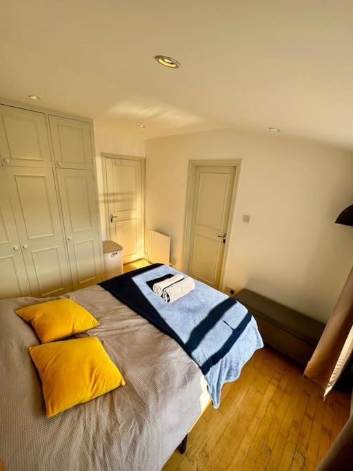 Victoria - 1 Bedroom Appartment 4 People London Bagian luar foto