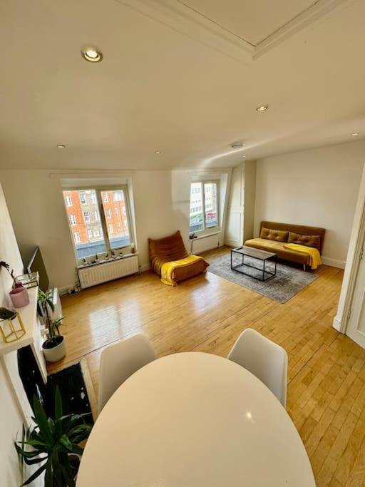 Victoria - 1 Bedroom Appartment 4 People London Bagian luar foto